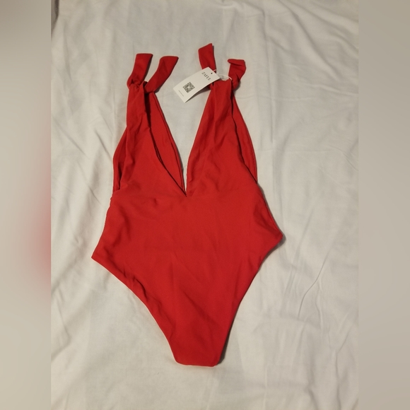 NWT Zaful Swin Red Size 4 - Picture 2 of 6